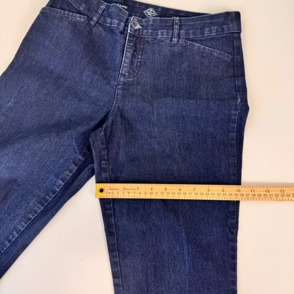 St. John's Bay Capri Jeans Women 10P Dark Wash Denim‎ Stretch Blue - Picture 6 of 12